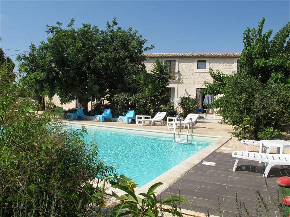 Villa U Marchisi B&B 시클리 외부 사진