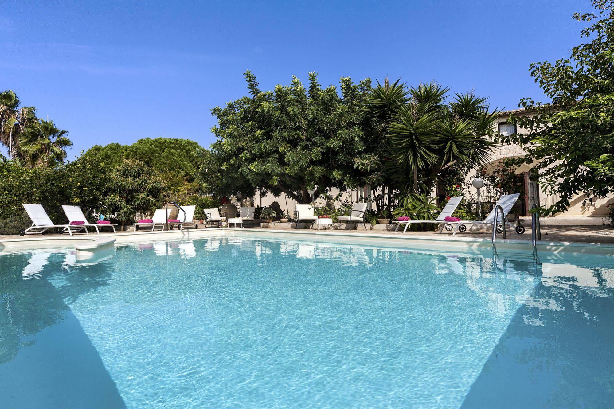 Villa U Marchisi B&B 시클리 외부 사진