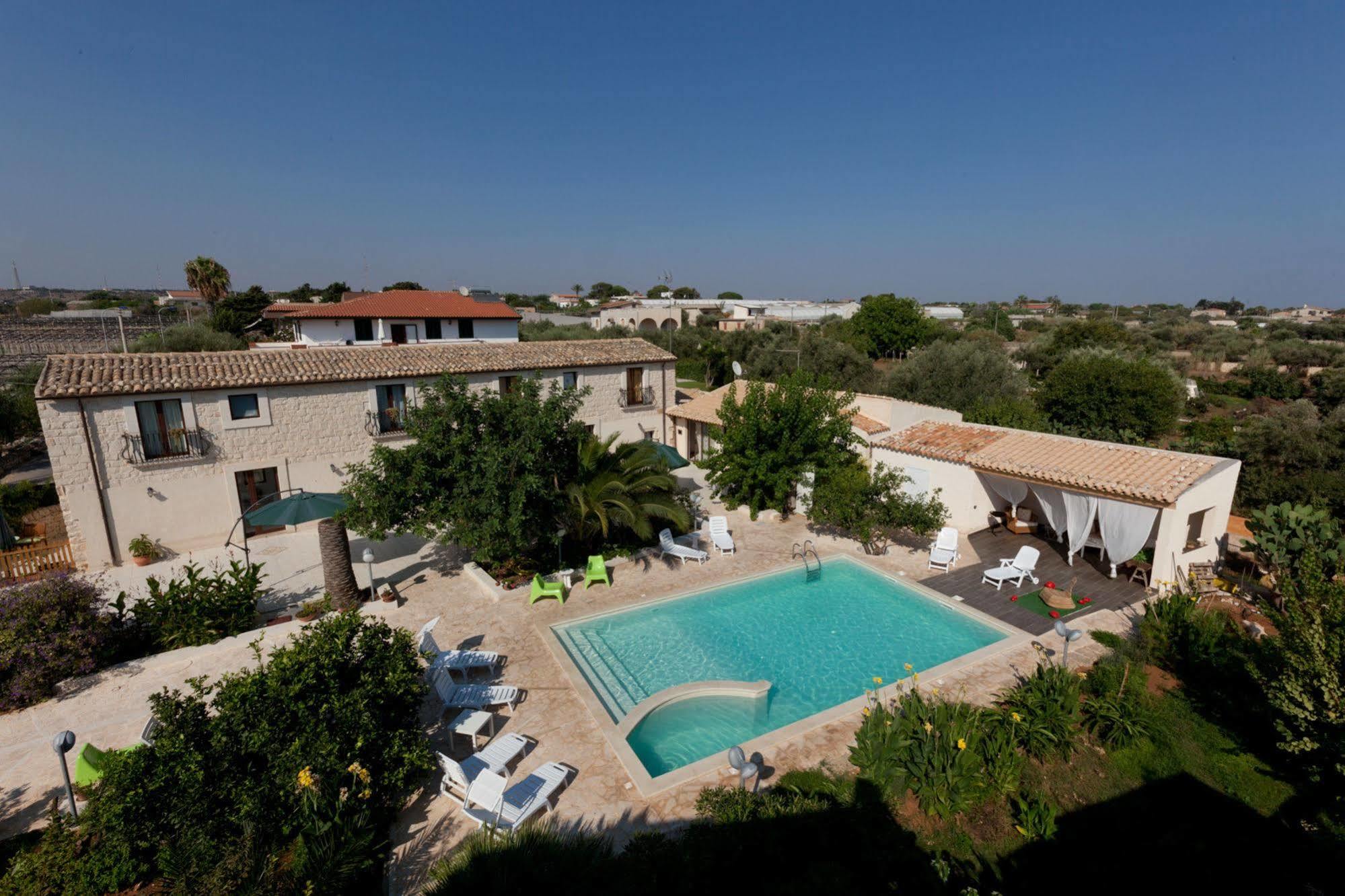 Villa U Marchisi B&B 시클리 외부 사진