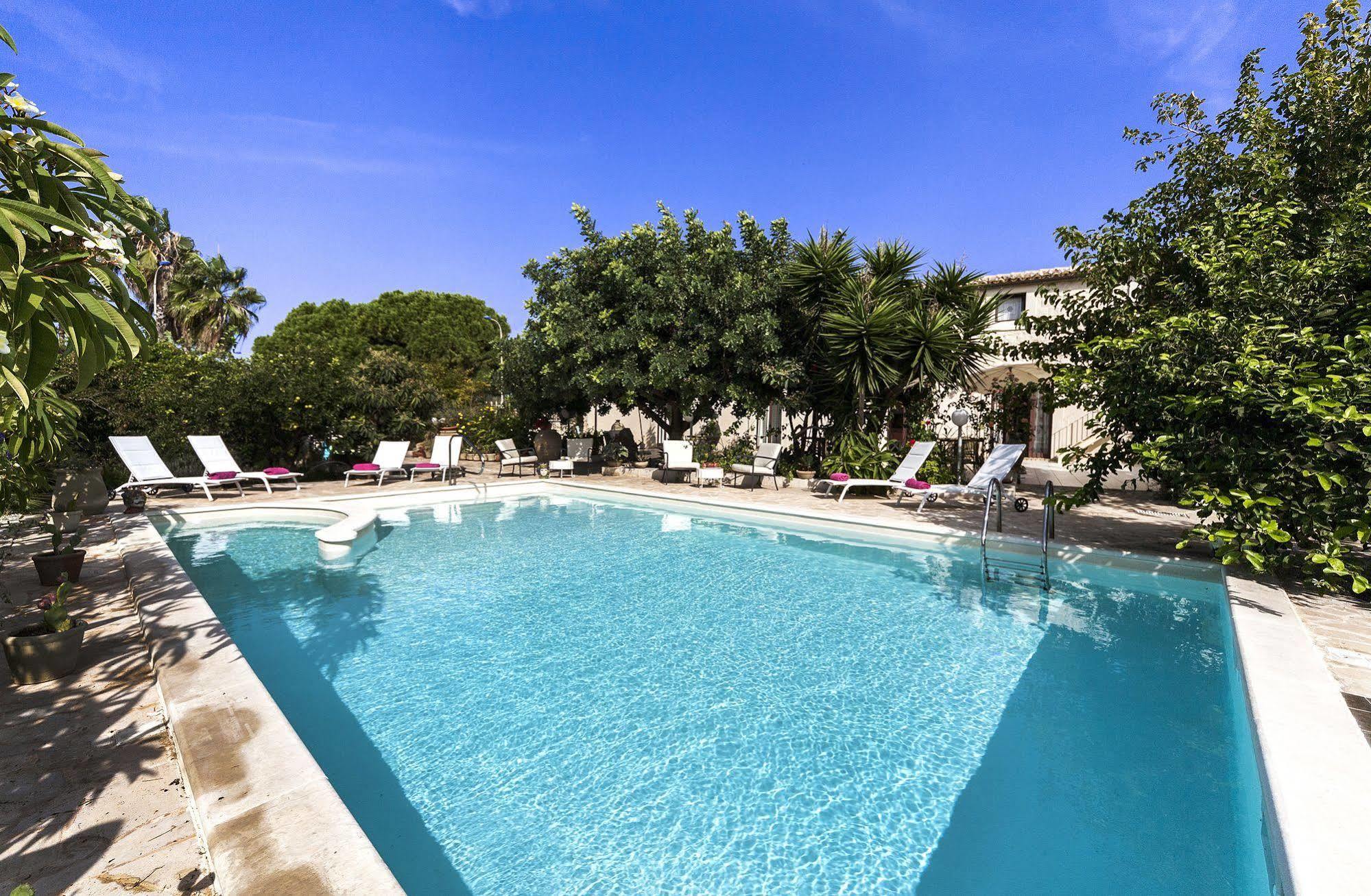 Villa U Marchisi B&B 시클리 외부 사진