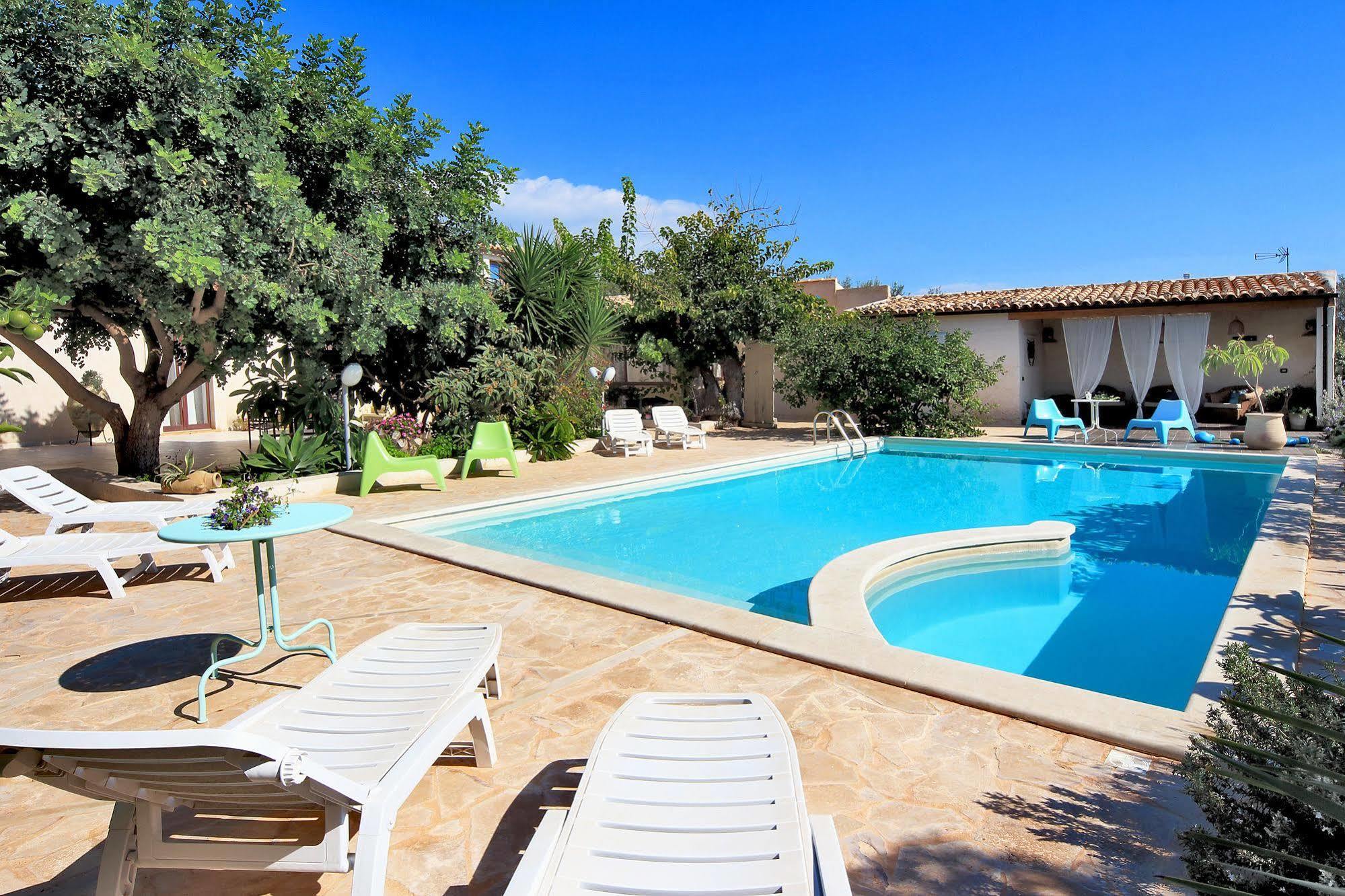 Villa U Marchisi B&B 시클리 외부 사진
